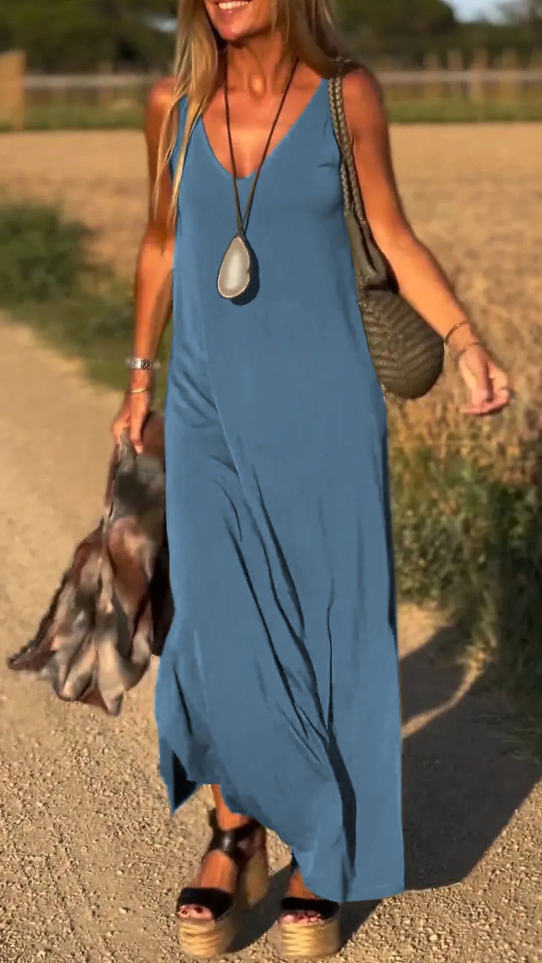 Women's Sexy Trend V-neck Strap Dress