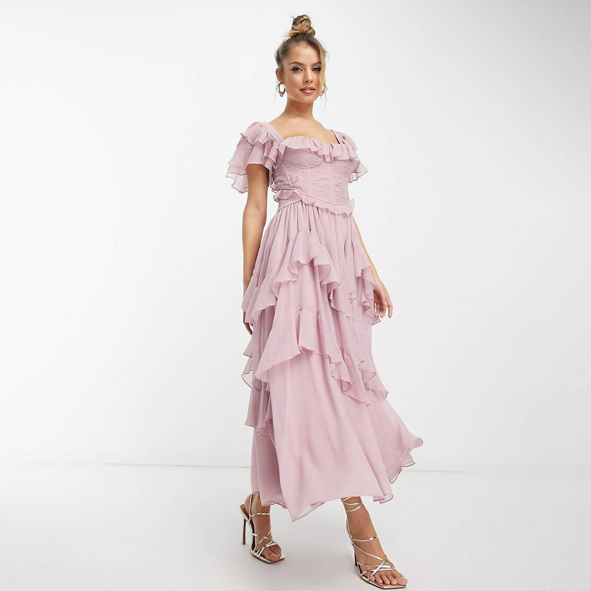 Short-sleeved ruffled summer dress