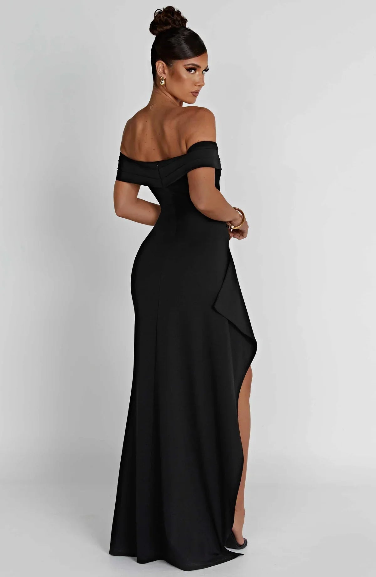 Off-the-Shoulder Maxi Dress with Side Slit & Elegant Silhouette – July