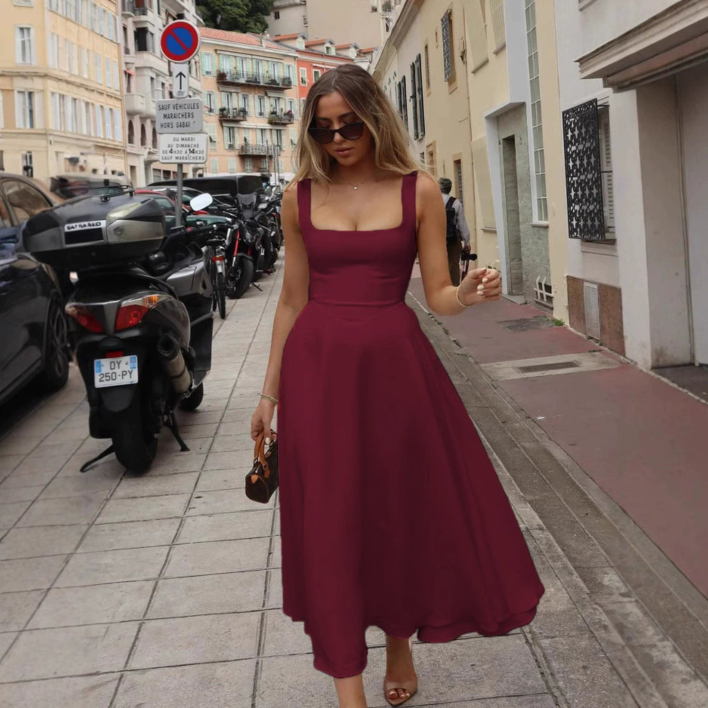 Flowy and timeless midi dress