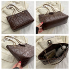 Trendy Quilted Chain Shoulder Bag for Women