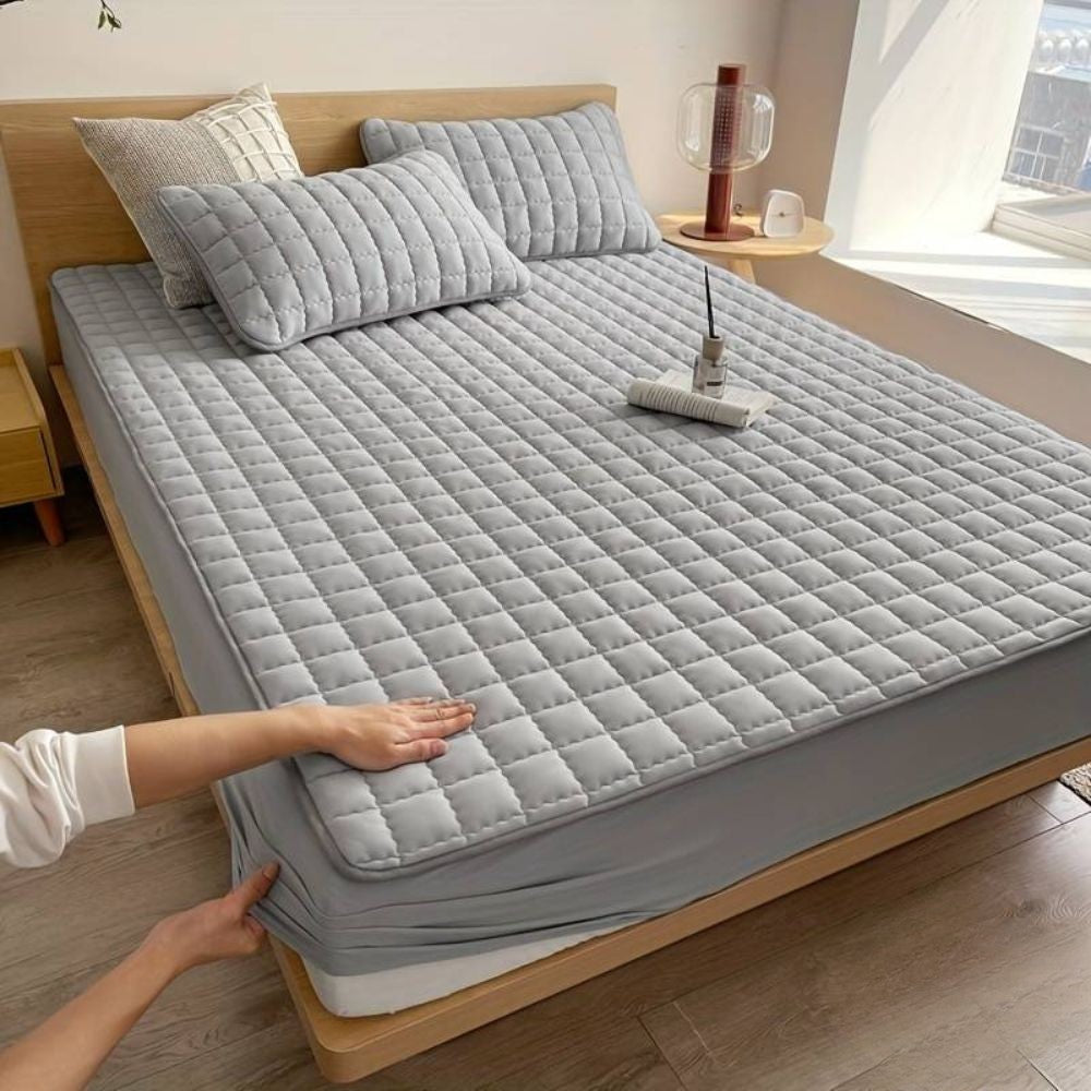Waterproof Quilted Mattress Protector Topper – Soft Breathable Bed Cover