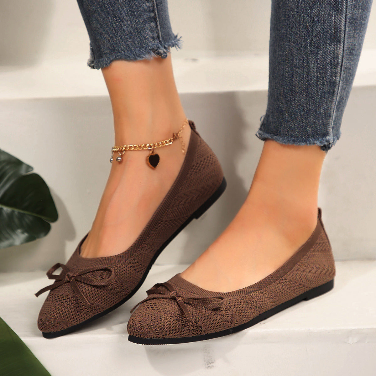 Women’s Bow Knit Pointed-Toe Flats