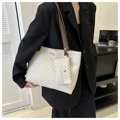 Vintage Checkered Large Capacity Shoulder Tote Bag
