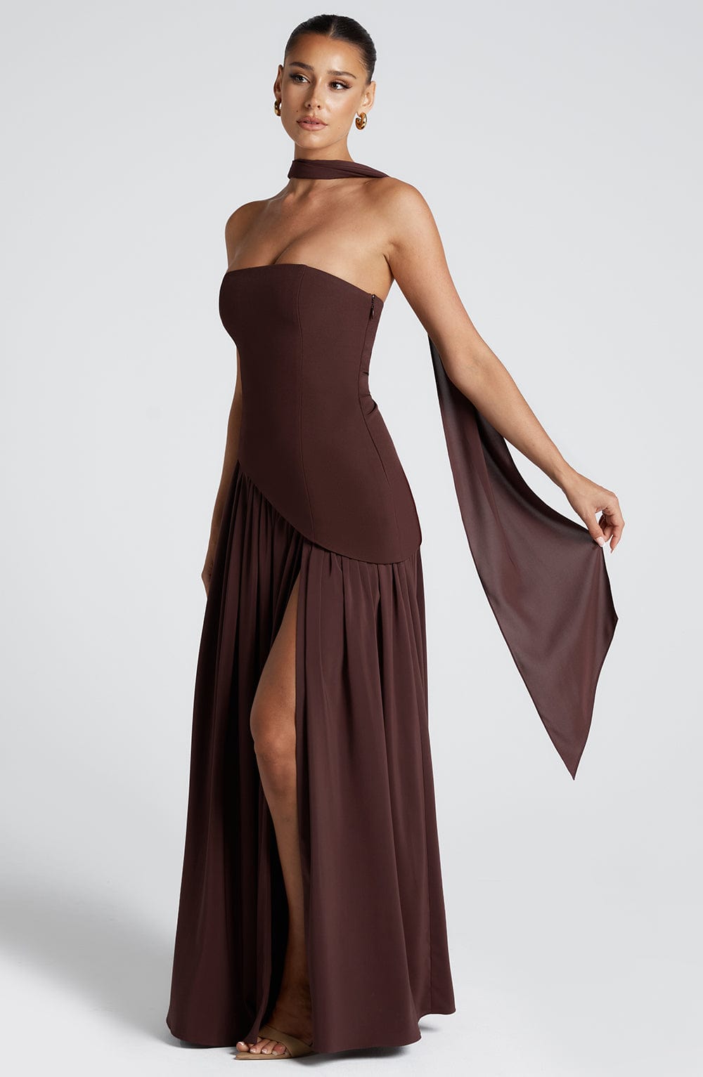 Strapless Long Dress with Draped Detail & Elegant Silhouette – Mya
