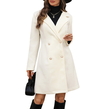 Elegant wool coat with pearl buttons