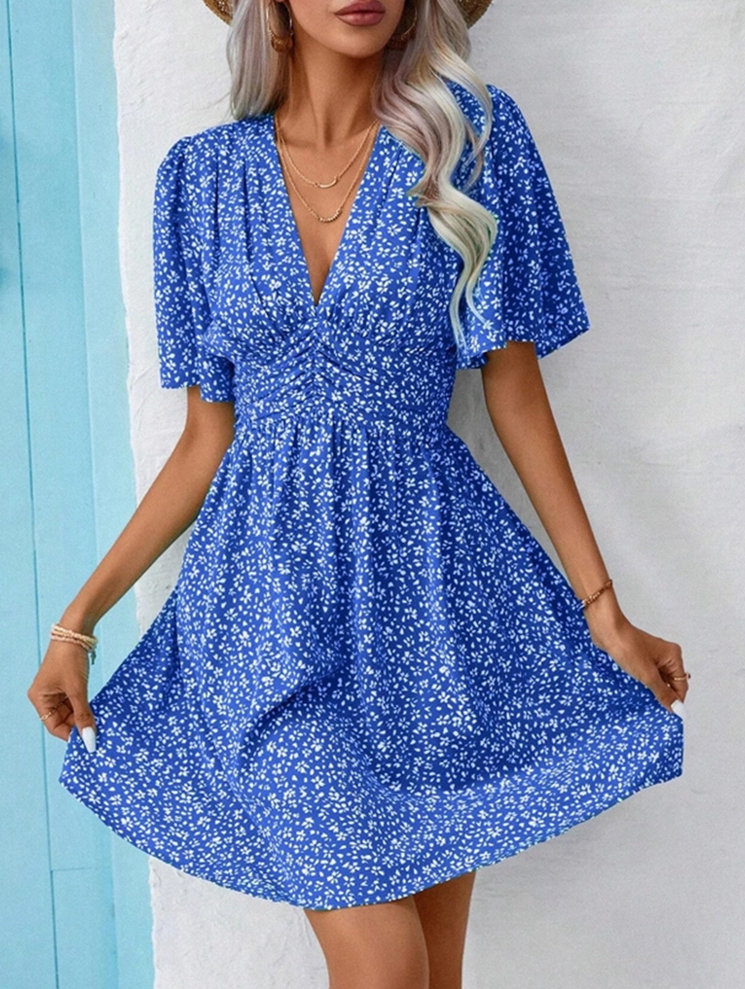 Lightweight Polyester V-Neck Floral Pleated Mini Dress - High-Waisted