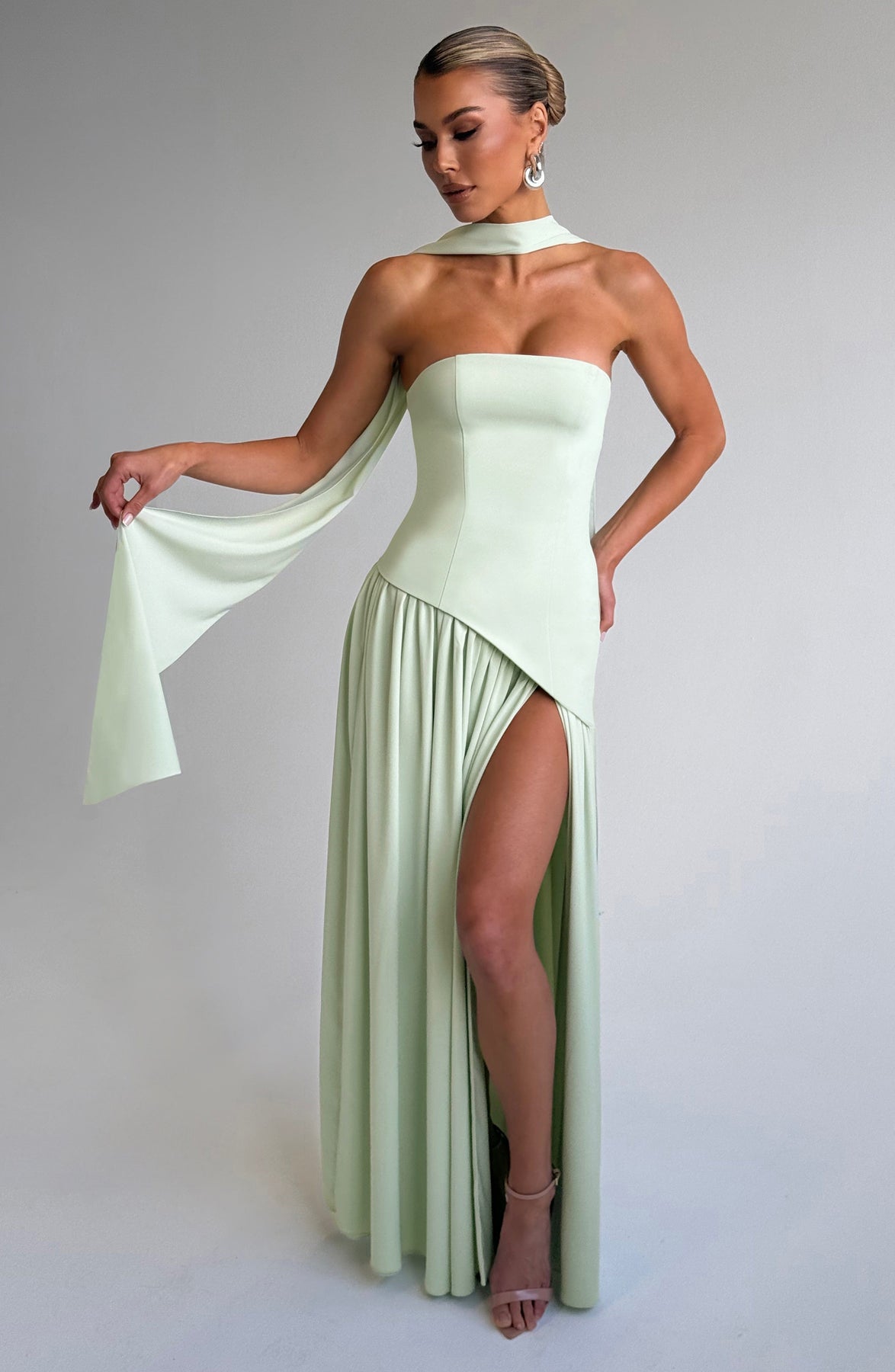 Strapless Long Dress with Draped Detail & Elegant Silhouette – Mya