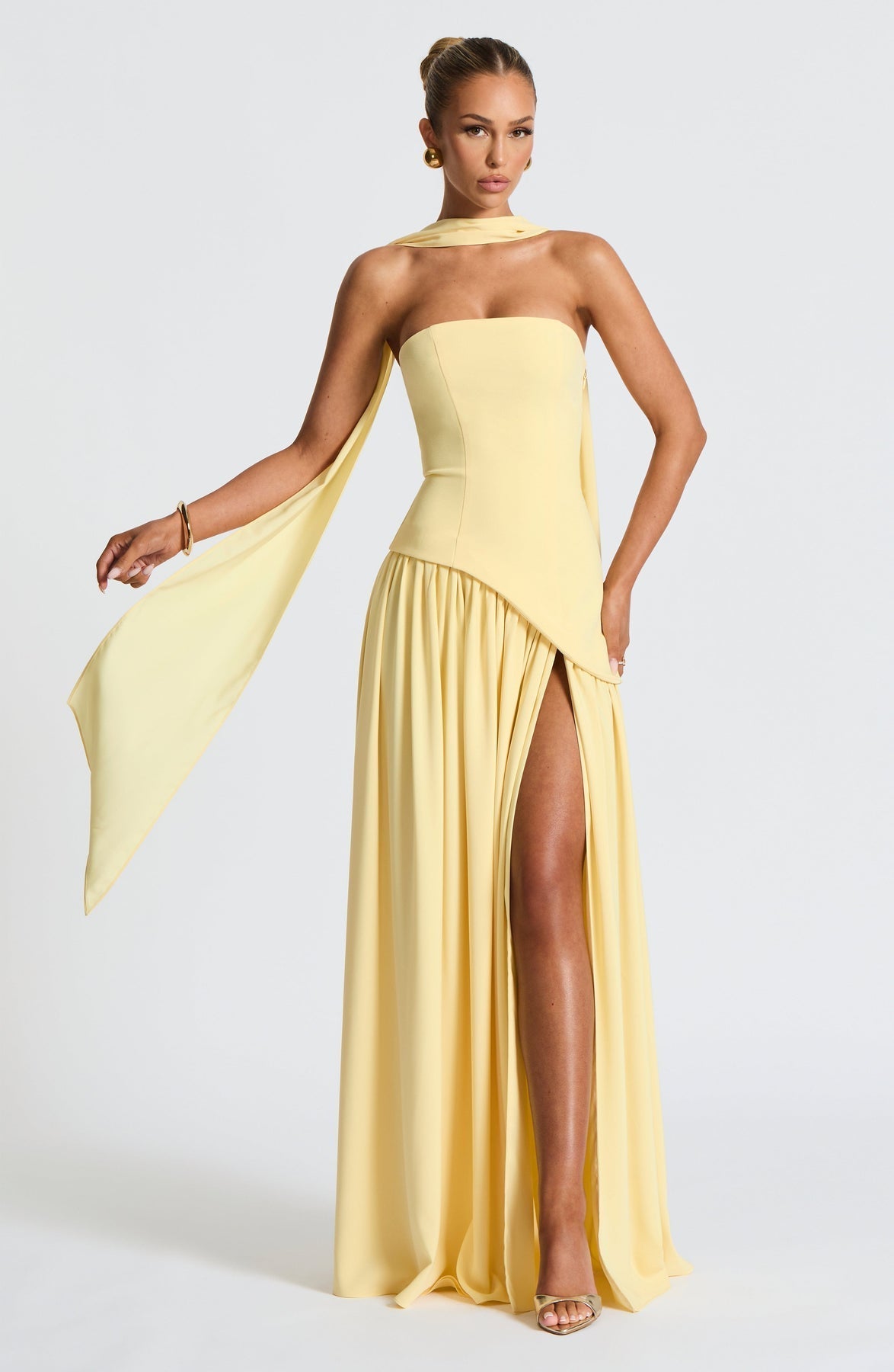 Strapless Long Dress with Draped Detail & Elegant Silhouette – Mya