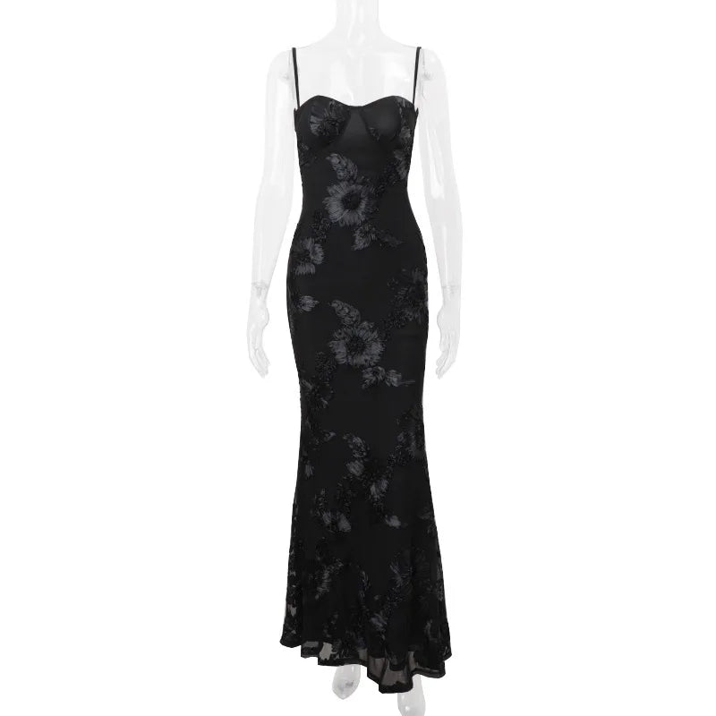 Backless Maxi Dress with Embroidered Flowers & Elegant Fit – Dara