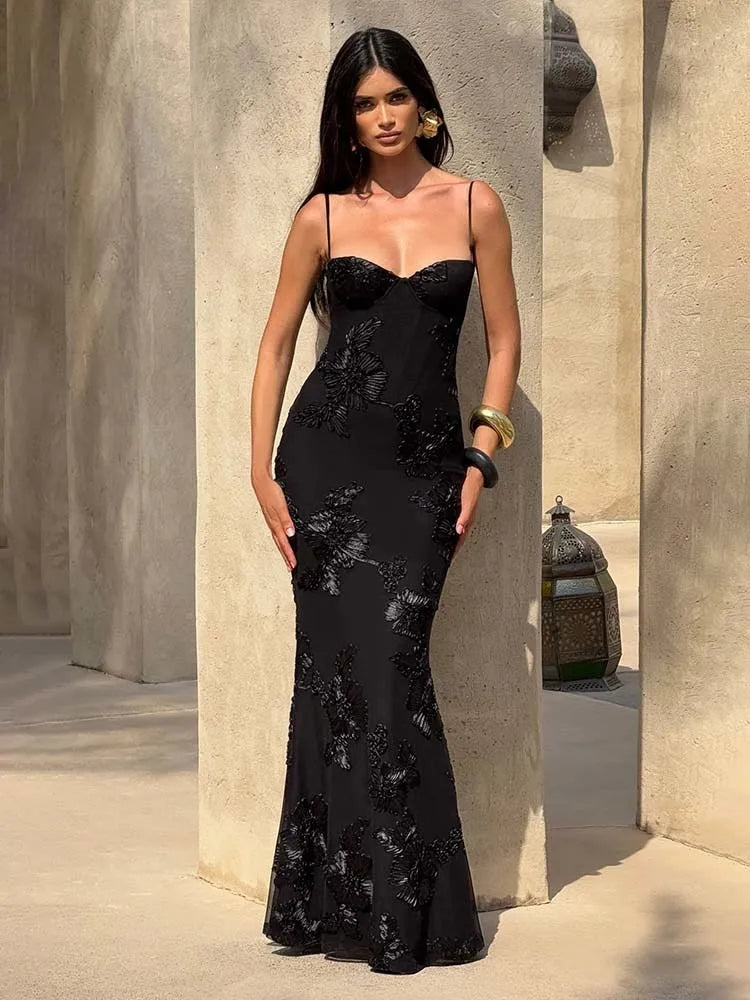 Backless Maxi Dress with Embroidered Flowers & Elegant Fit – Dara