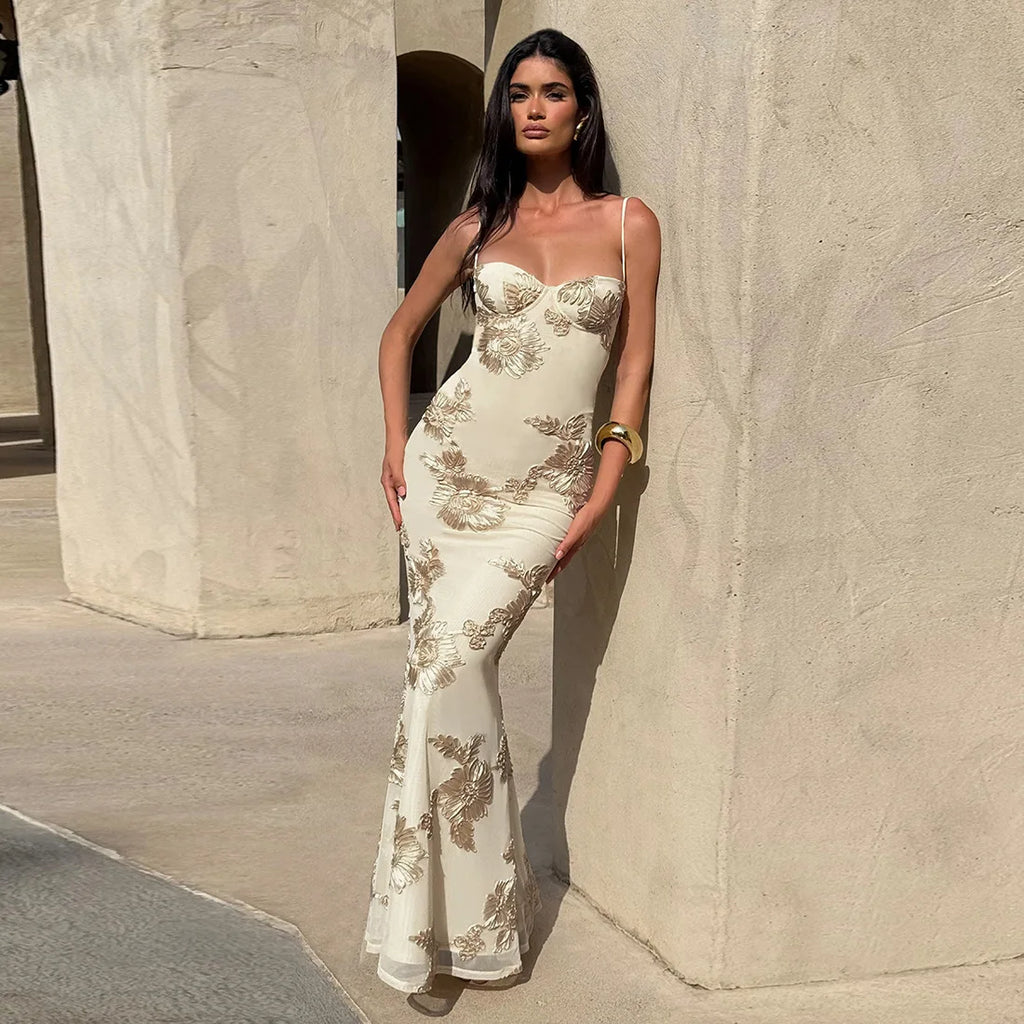 Backless Maxi Dress with Embroidered Flowers & Elegant Fit – Dara