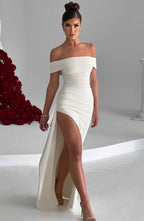 Off-the-Shoulder Maxi Dress with Side Slit & Elegant Silhouette – July