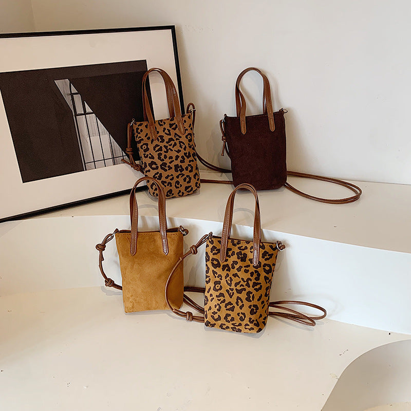 Retro Leopard Print Crossbody Bag