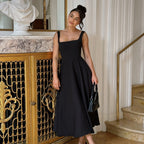 Flowy and timeless midi dress