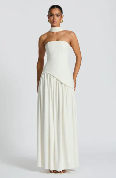 Strapless Long Dress with Draped Detail & Elegant Silhouette – Mya