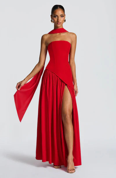 Strapless Long Dress with Draped Detail & Elegant Silhouette – Mya